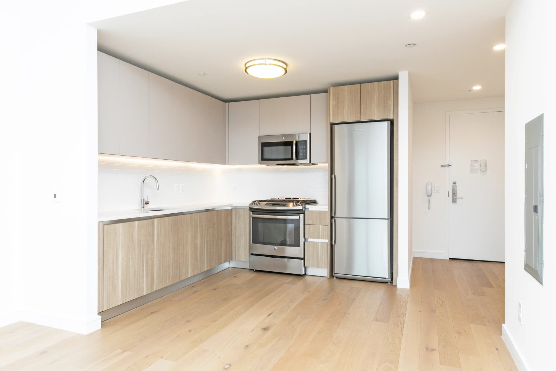 42-20 24th St Residence 21K