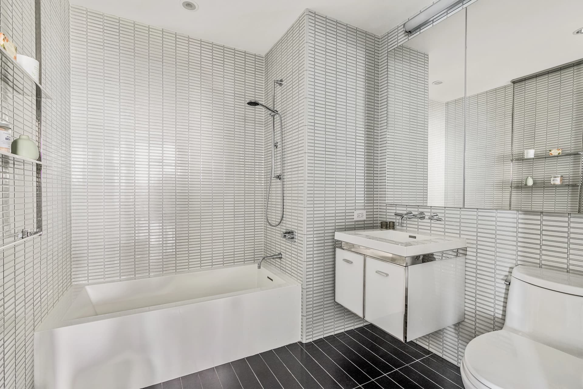 252 South St Residence 47K