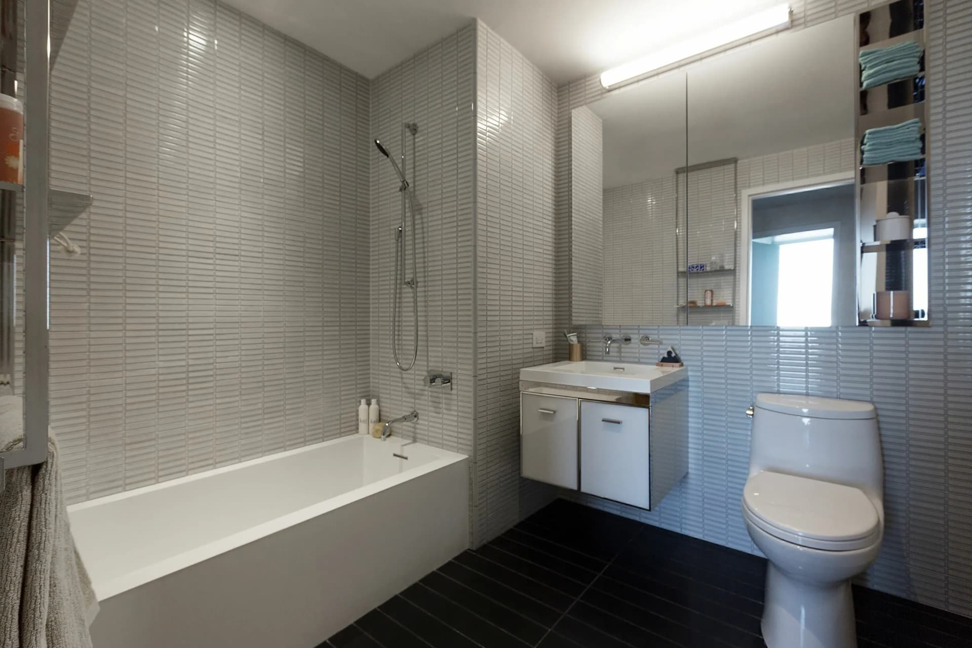 252 South St Residence 62E