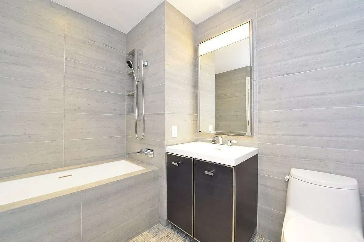 252 South St Residence 66K
